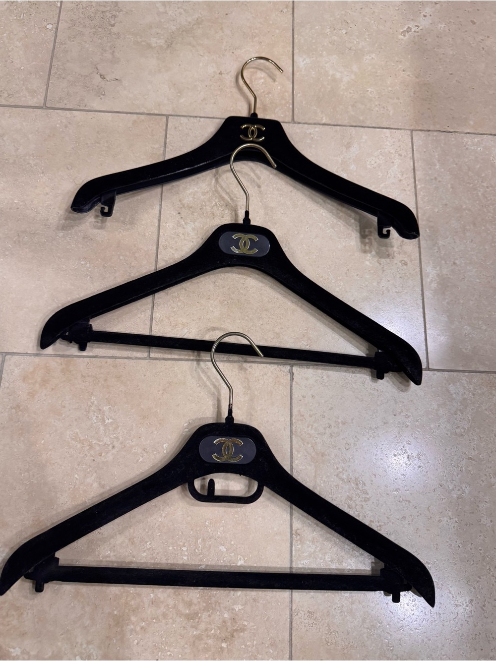 CHANEL Black Velvet Hangers 💫✨